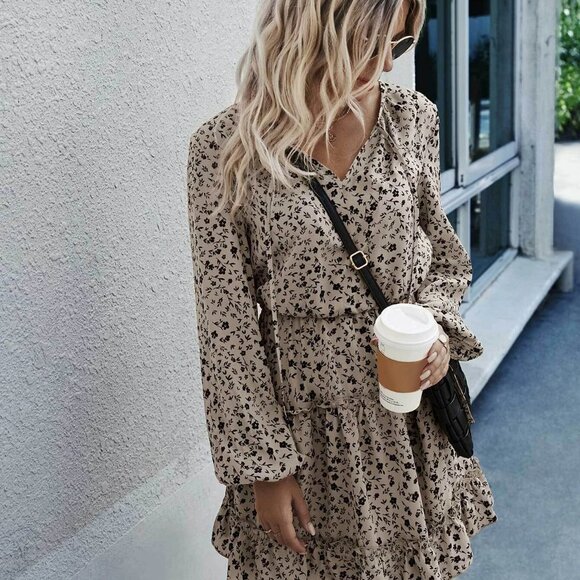 Ditsy Floral Tie Neck Bishop Sleeve Layered Dress tan - Picture 4 of 4